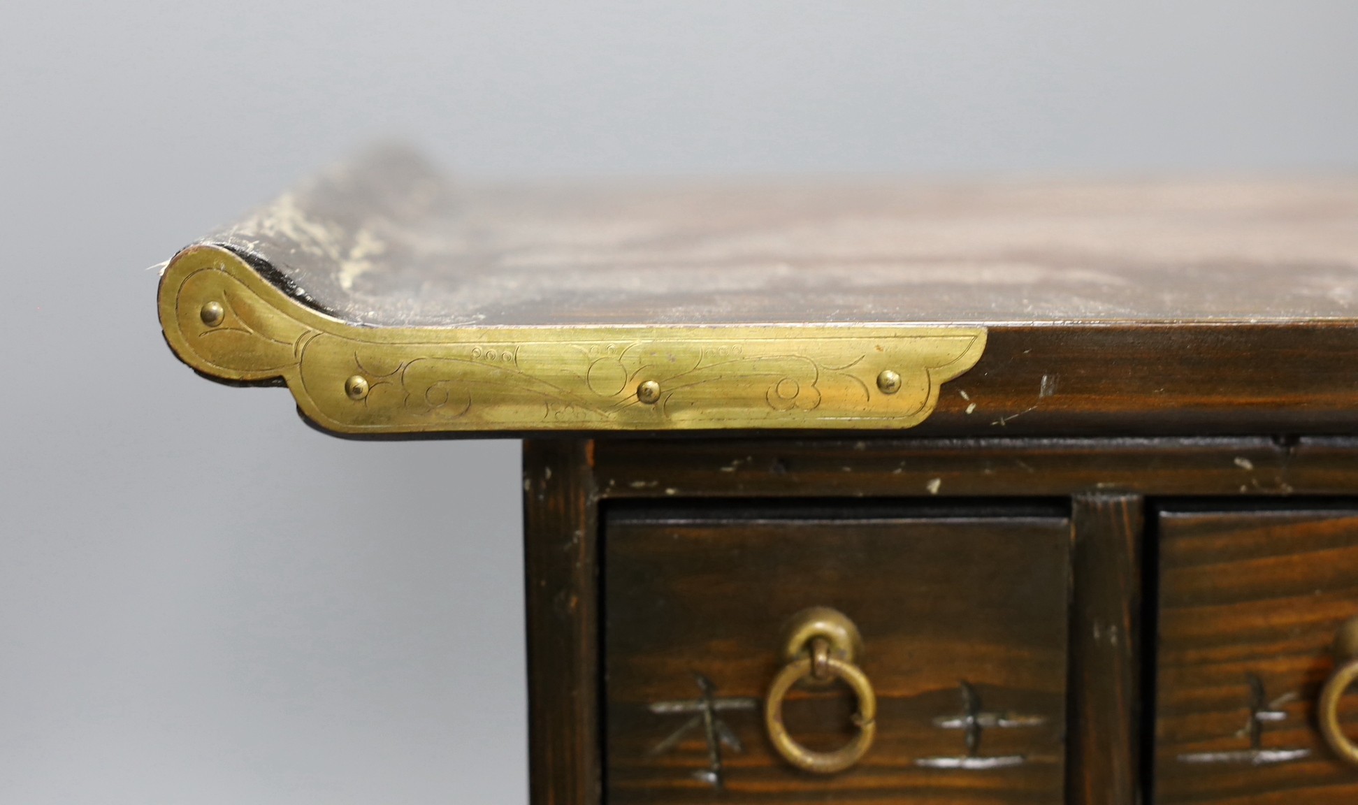 A Korean medicine chest, 38x39x27cm